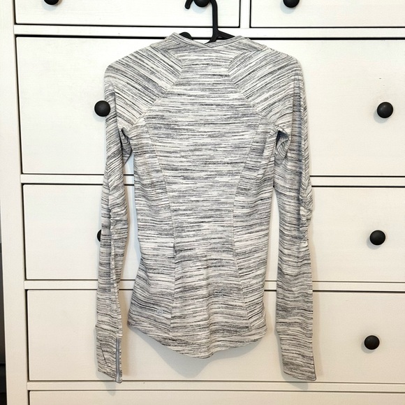 Lululemon Runderful Long Sleeve - Picture 3 of 6